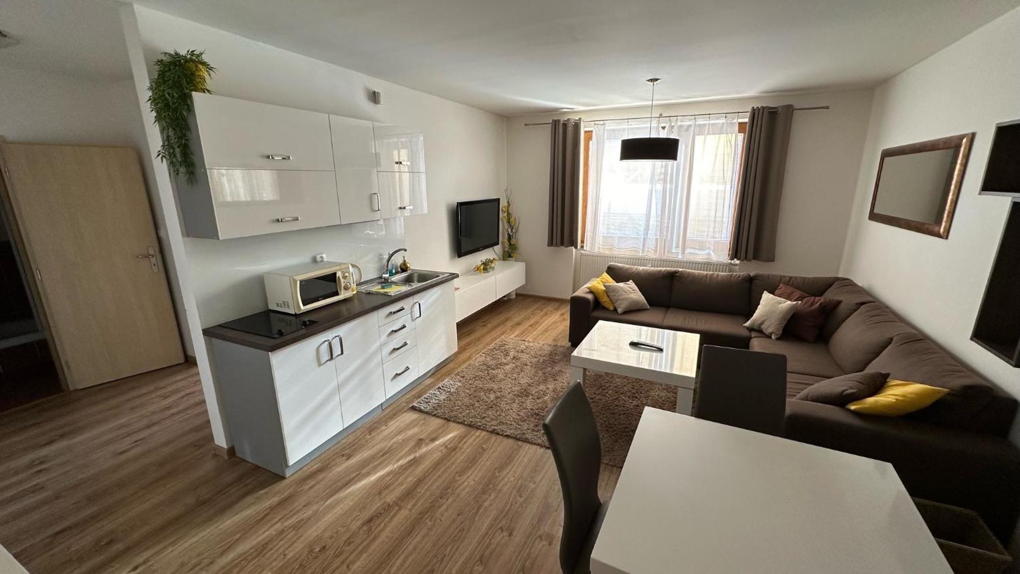 2 Room Apartment With Balcony 255, Apartmany Liptov Liptovsky Mikulas Bagian luar foto